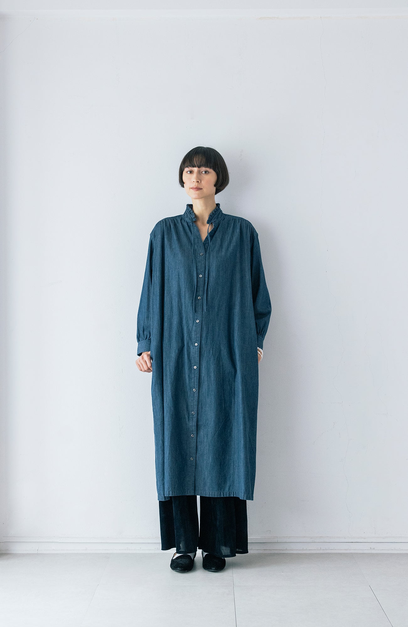 タックフリルカラーワンピース(2026-2027 Winter & Pre-spring Collection)