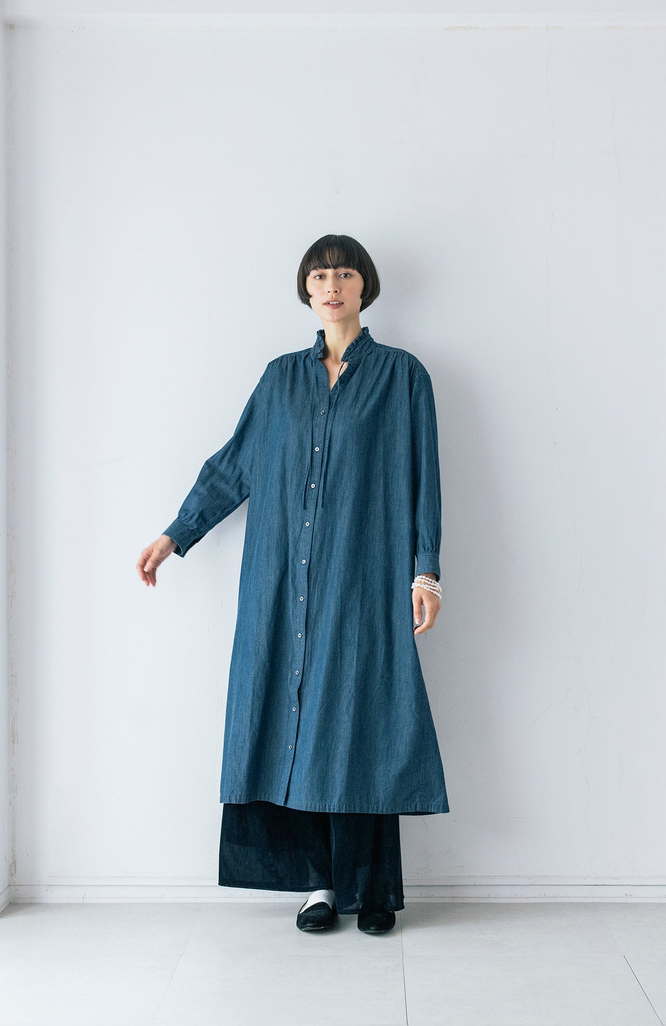 タックフリルカラーワンピース(2026-2027 Winter & Pre-spring Collection)