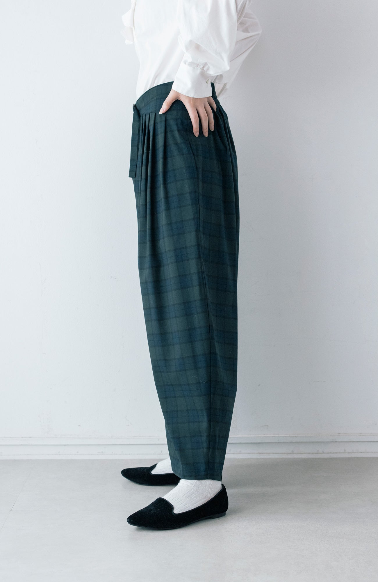 オーバルパンツ/チェック(2025-2026 Winter & Pre-spring Collection)