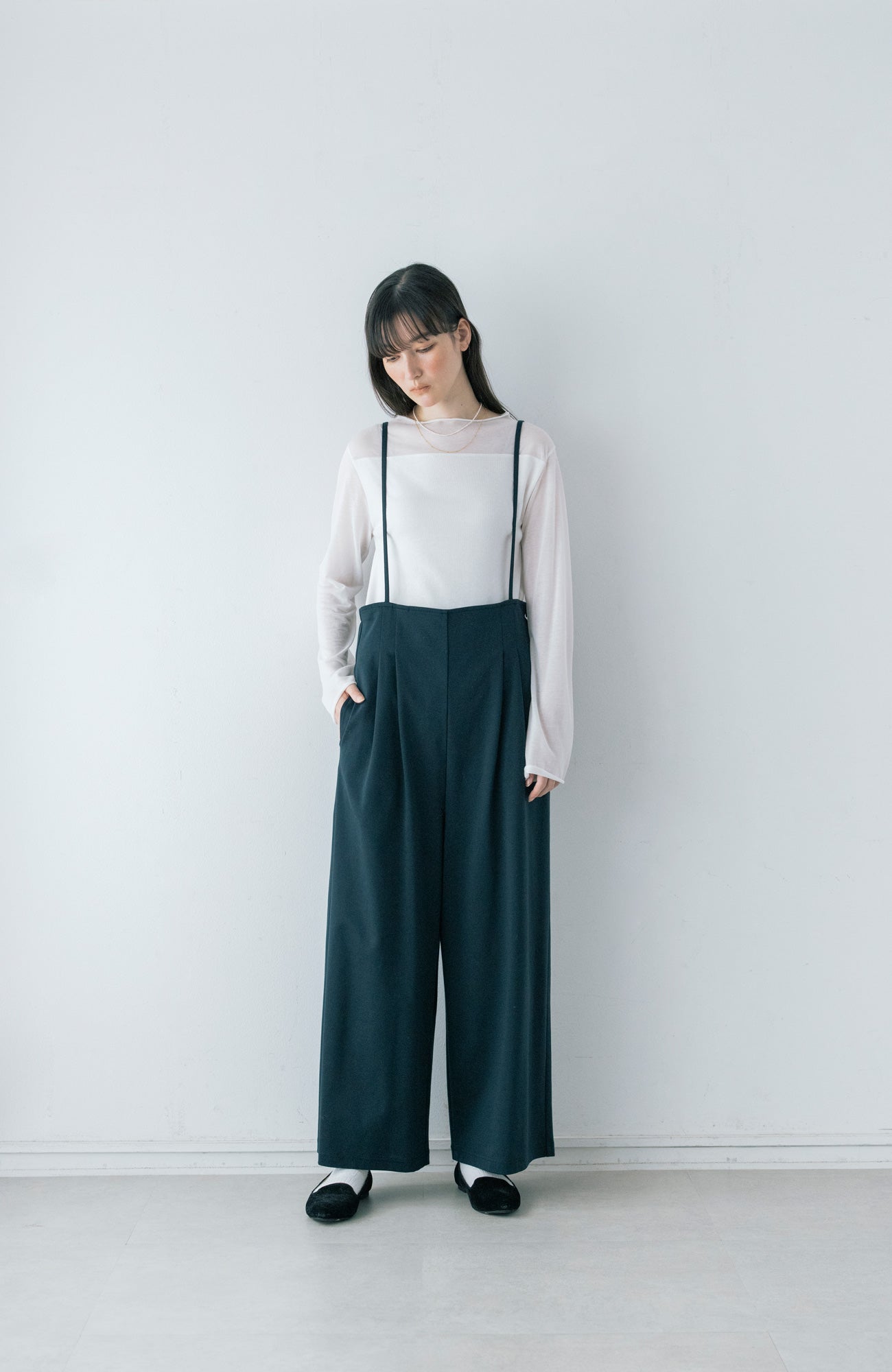 吊りパンツ(2025-2026 Winter & Pre-spring Collection)