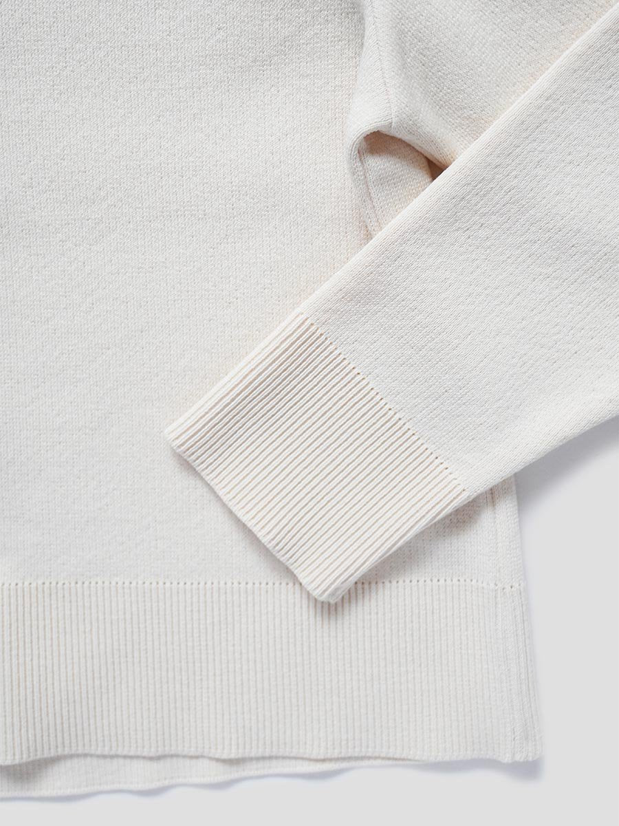 バックスリットクルーネックプルオーバー