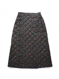 LIBERTY PRINTリバーシブルキルティングスカート/ブラック無地×Erica(2021-22 Autumn Winter Collection)