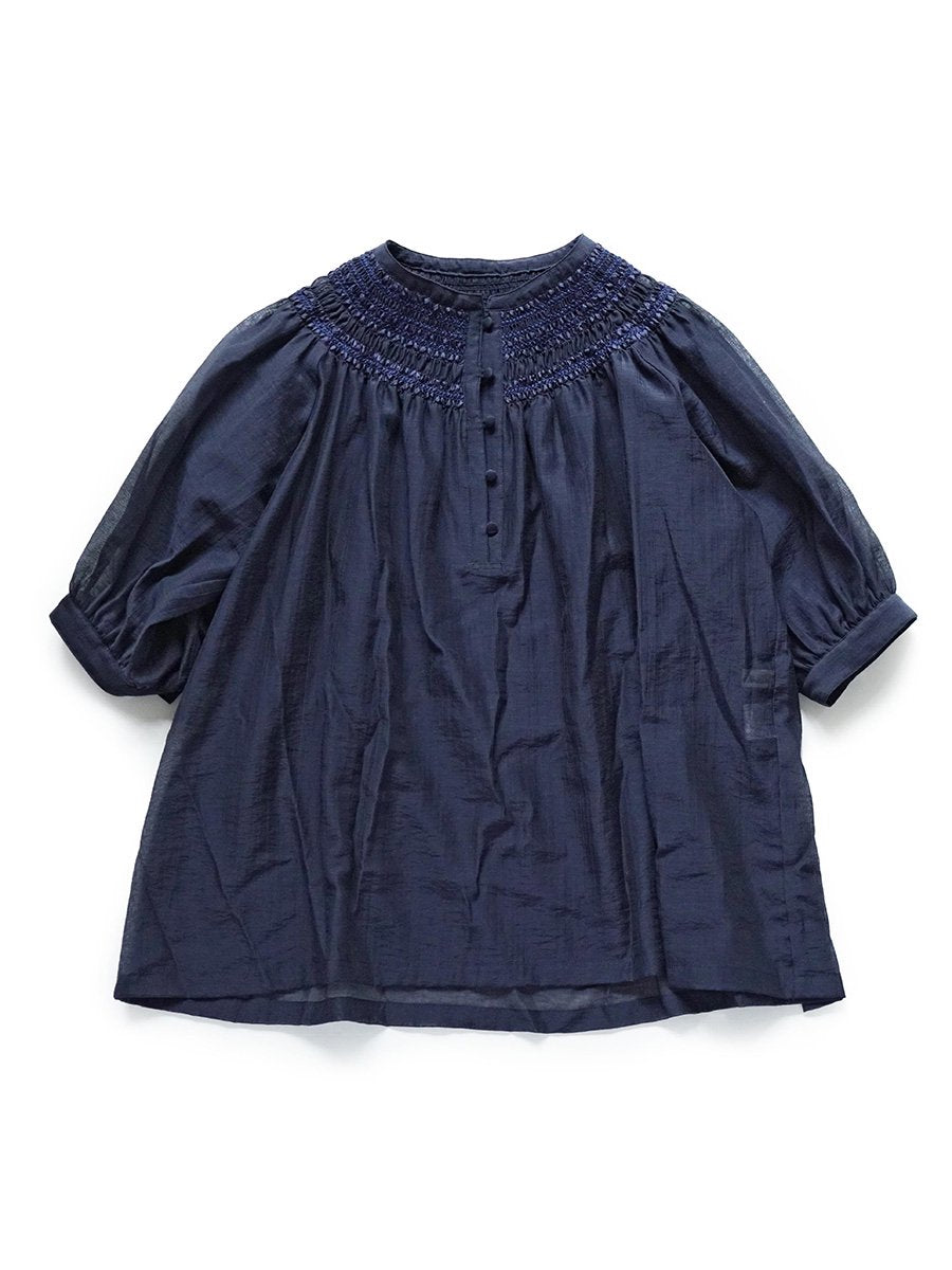 Smocking blouse