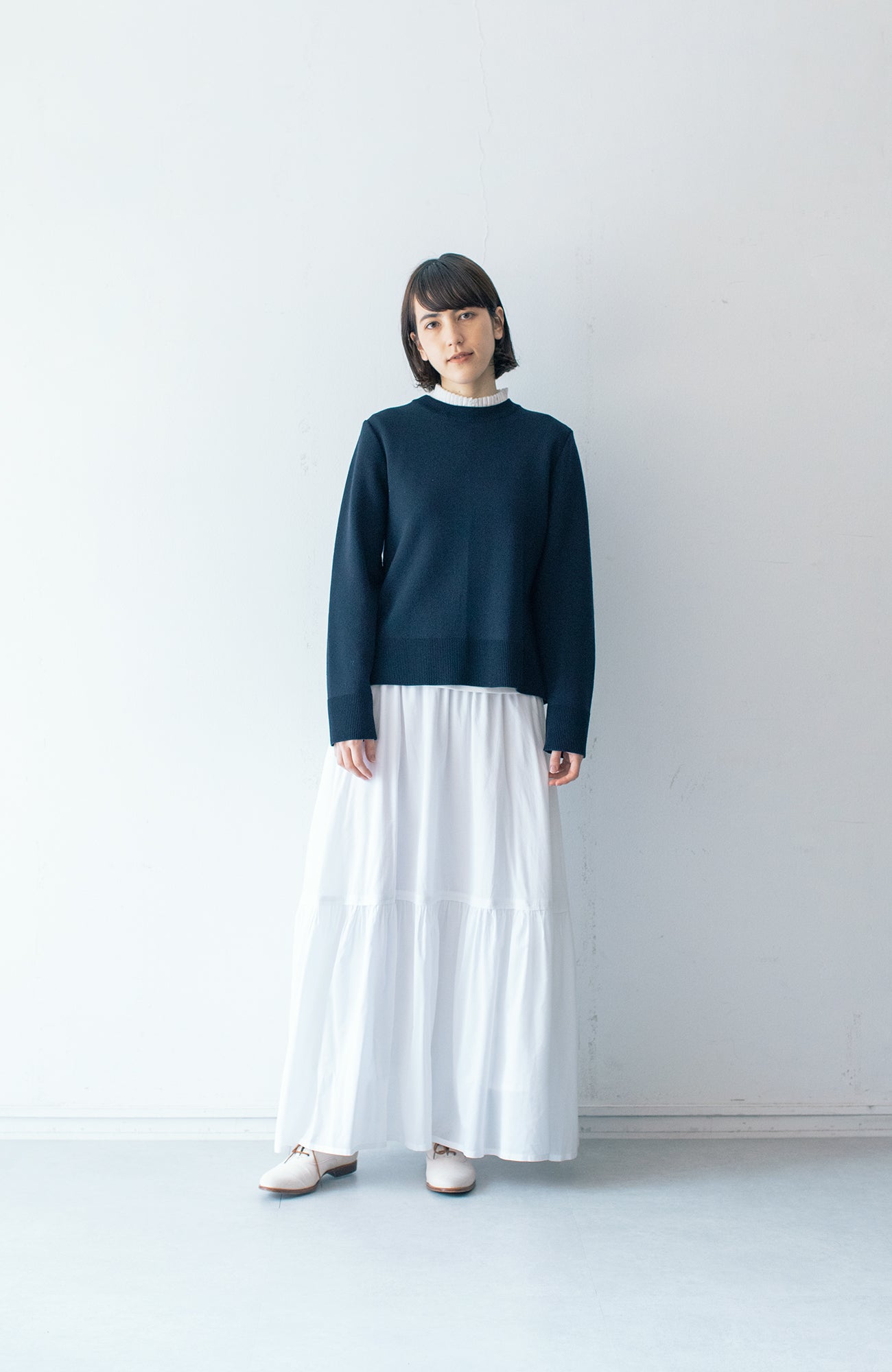 バックスリットクルーネックプルオーバー