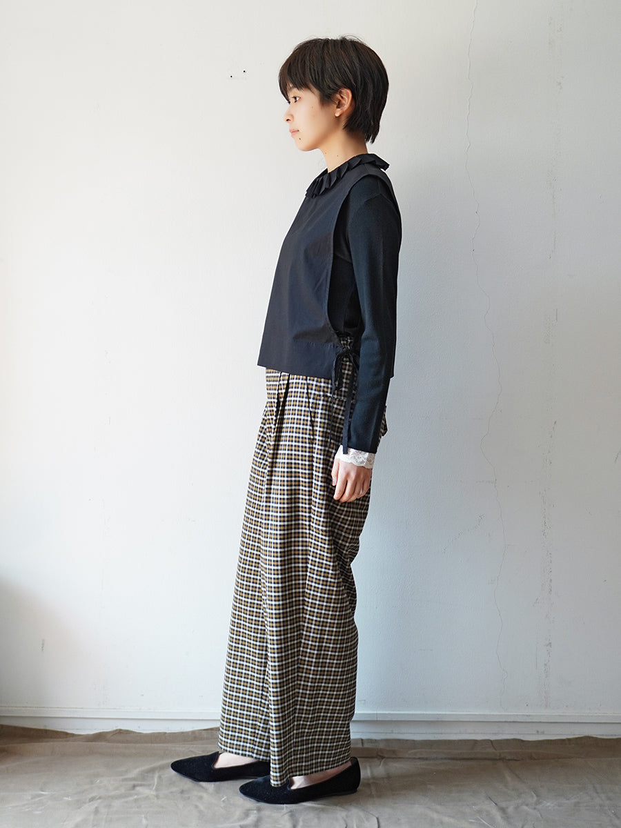 プリーツカラービブ